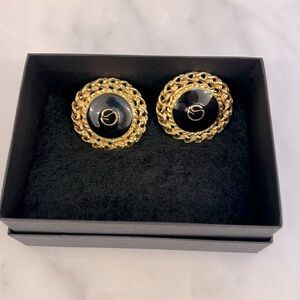 ST. JOHN Vintage Clipped Earrings